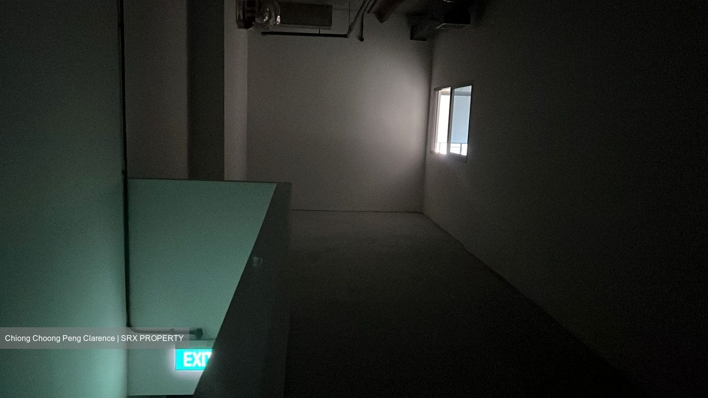 FOOD ASCENT (D22), Warehouse #522890591